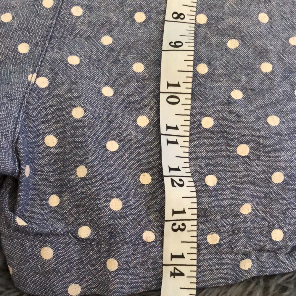 Super cute polka dot shorts, size 8. - Picture 5 of 6